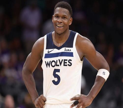 德天空：多特不会轻易放走施洛特贝克，即便承担自由离队风险（德天空：即便冒施洛特贝克自由身离队风险，多特也不打算轻易放人）