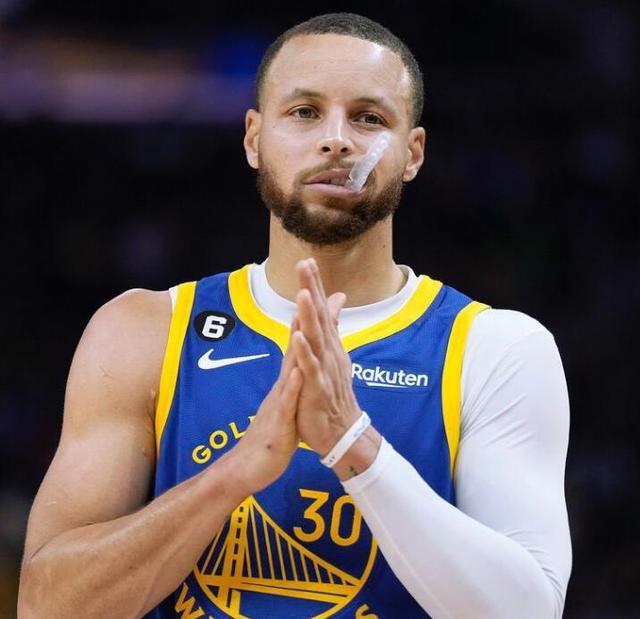 拉齐奥vs卡利亚里：罗马尼奥利、贡多齐首发，米纳、塞巴斯蒂亚诺-埃斯波西托出战（拉齐奥对阵卡利亚里：罗马尼奥利、贡多齐先发，米纳与塞巴斯蒂亚诺-埃斯波西托登场）