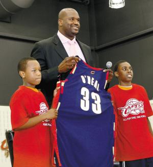 汉堡2-1斯图加特，法比奥-维埃拉破门，格拉策尔建功（汉堡2比1力克斯图加特，法比奥-维埃拉与格拉策尔相继破门）