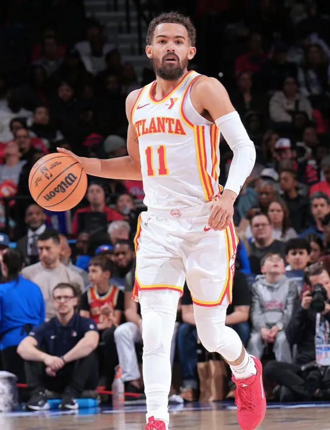 因右踝发炎，朗尼克取消了担任阿森纳vs拜仁解说嘉宾的计划（受右踝炎症影响，朗尼克临时取消阿森纳对拜仁解说工作）