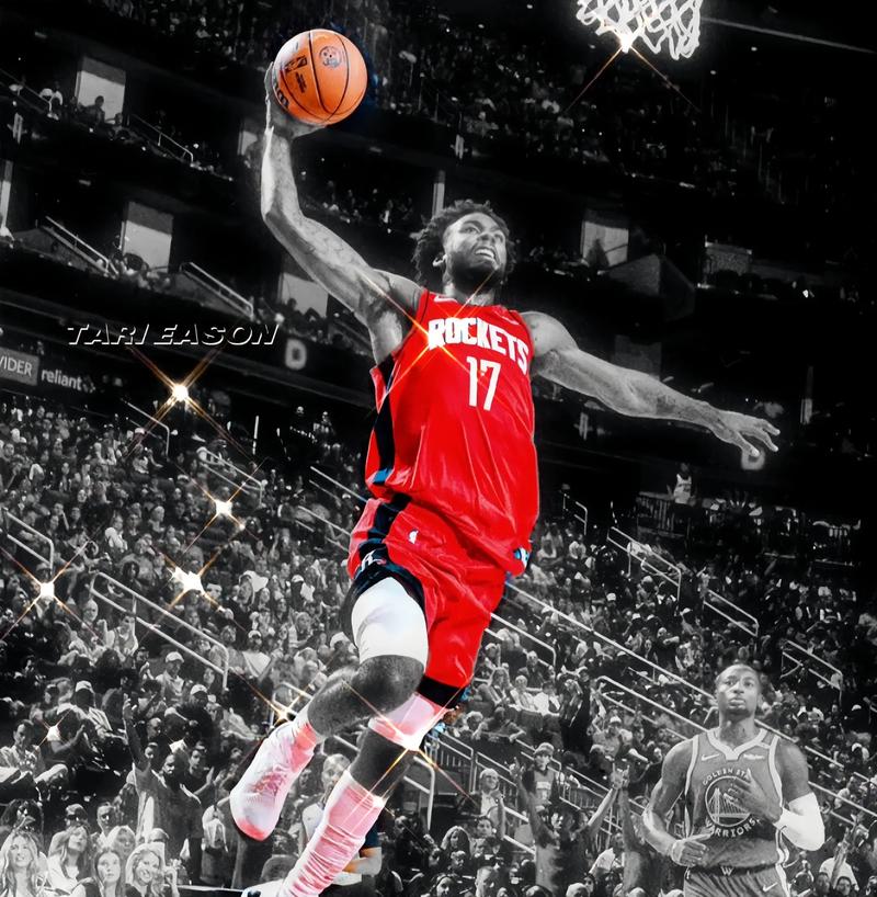 辽宁男篮王哲林连续得分超35（辽宁男篮王哲林连场轰下35+）