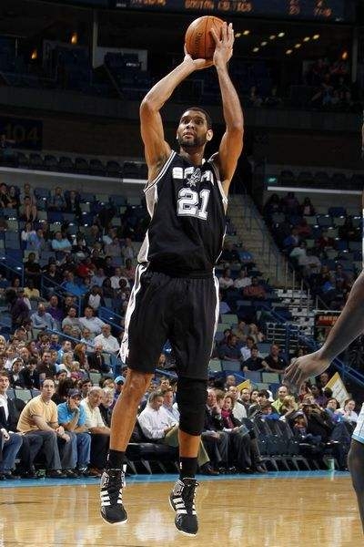 鲁媒：相比外教，韩鹏最大优势是对泰山的信仰以及积累的威望（鲁媒：韩鹏相较外教的核心优势是对泰山的信念与多年沉淀的威望）