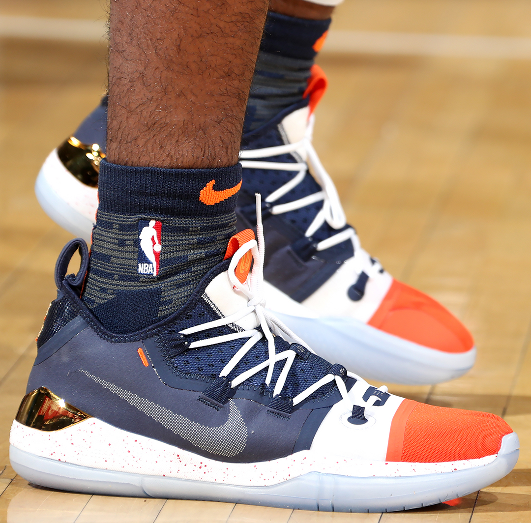 西乙联赛：余嘉豪出战19分钟，得到10分6篮板2盖帽（西乙联赛：余嘉豪19分钟高效砍下10分6篮板2封盖）