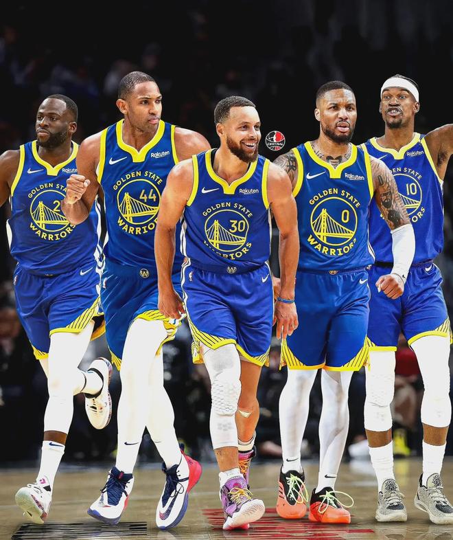 海港亚冠赛前Vlog：吉祥物伊戈已量产；林皇再度作客上海滩（海港亚冠赛前Vlog：伊戈吉祥物量产到位，林皇再访上海滩）