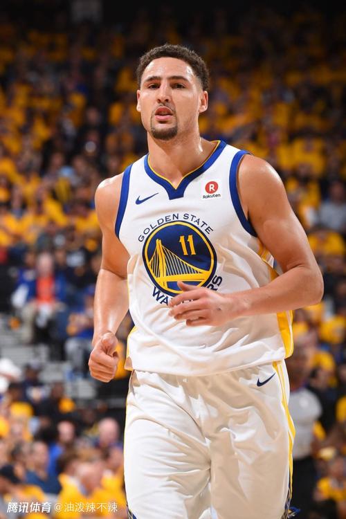 活塞板凳狂轰77分，全场142分刷新球队赛季新高（活塞替补轰下77分，球队142分创本季新高）