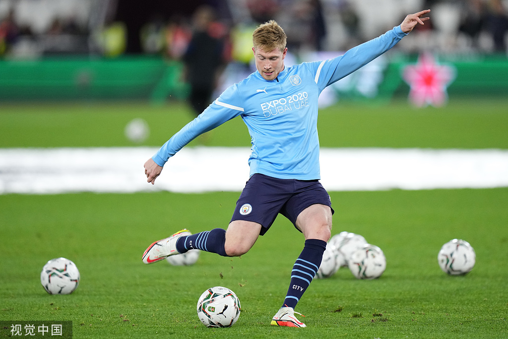 皇马紧急磋商阿隆索去留，齐达内克洛普成新帅候选（皇马紧急讨论阿隆索去留，齐达内与克洛普进入新帅候选名单）