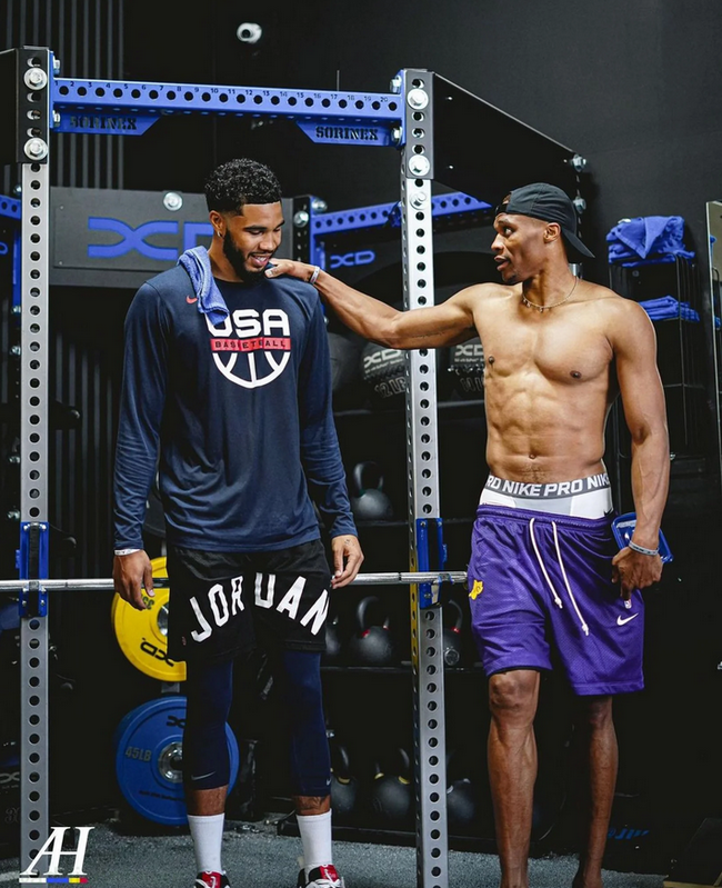 队报法国海外球员欧冠之夜：射手盛宴（欧冠之夜，法国留洋球员火力全开）