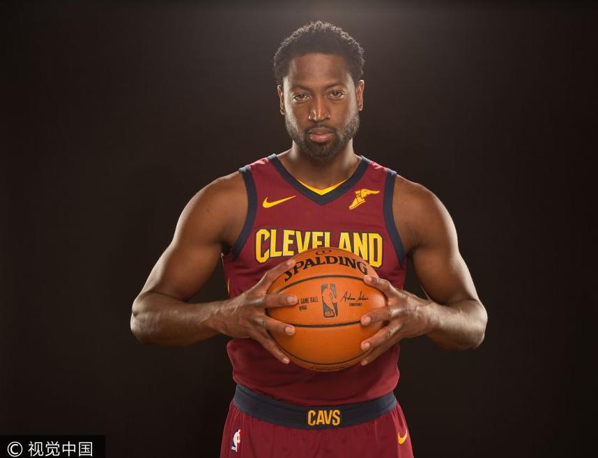 浙江广厦4分险胜！新赛季开门红，塔克首秀22分7篮板，孙铭徽12分（广厦开门红险胜4分，塔克首秀22分7篮板，孙铭徽贡献12分）